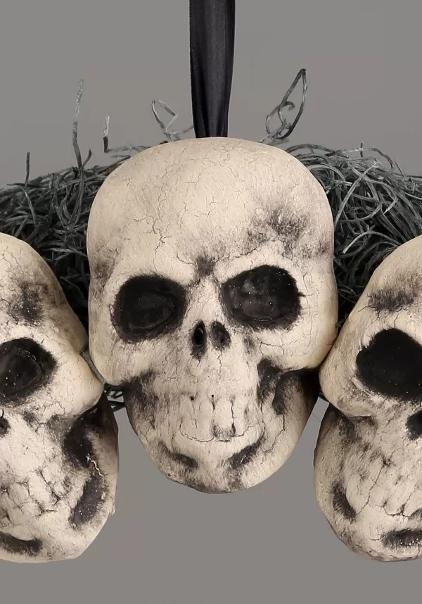 Shop 15-Inch Spooky Skulls Halloween Wreath Decoration Door Decorations