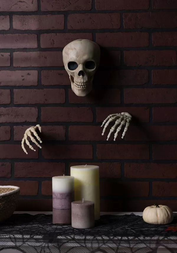 Cheap Glow In The Dark Thru The Wall Skeleton Halloween Decoration Halloween Props