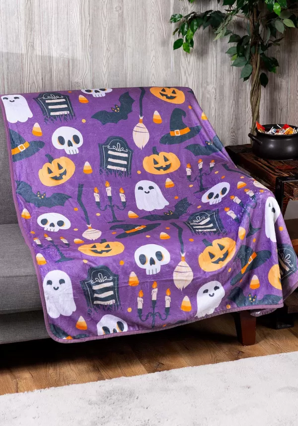 Store Halloween Mischief Comfy Throw Blanket Indoor Decorations