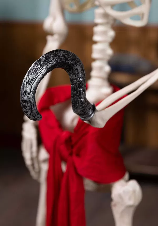 Store Lifesize Pirate Skeleton Outdoor Decorations